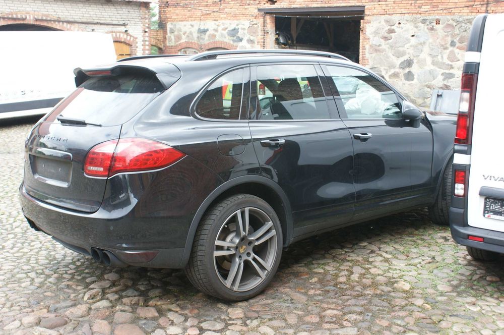 Porsche Cayenne 3.0 Diesel 240KM Koła 21" Panorama Nowe Hamulce