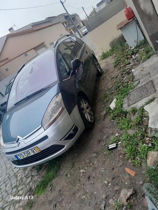 Citroën C4 Picasso 1.6 HDi)