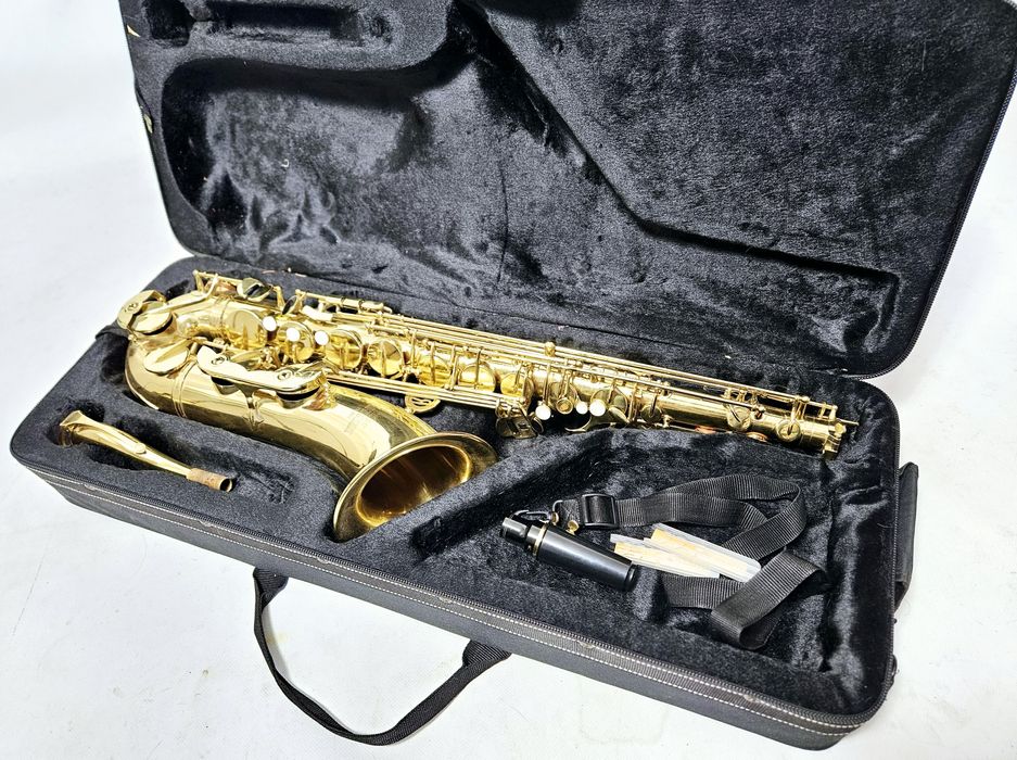 Saksofon tenorowy Roy Benson TS202 ustnik Yamaha + akcesoria