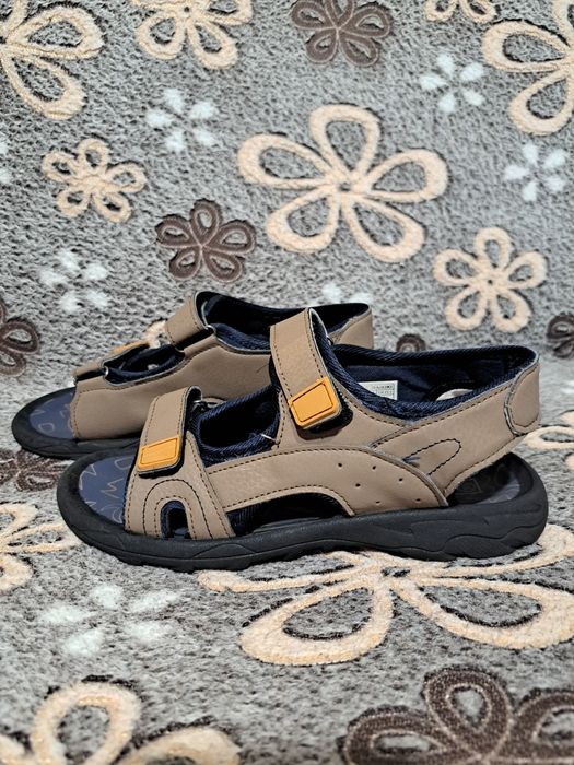 Сандалі Waikiki 35 розмір