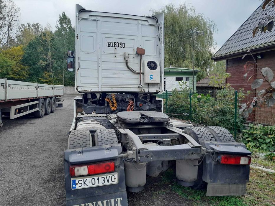 Renault Magnum 2013