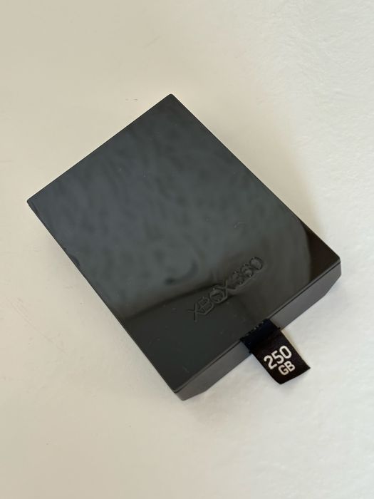 Жёсткий диск HDD500(250)Gb на X-box360, забит полностью играми