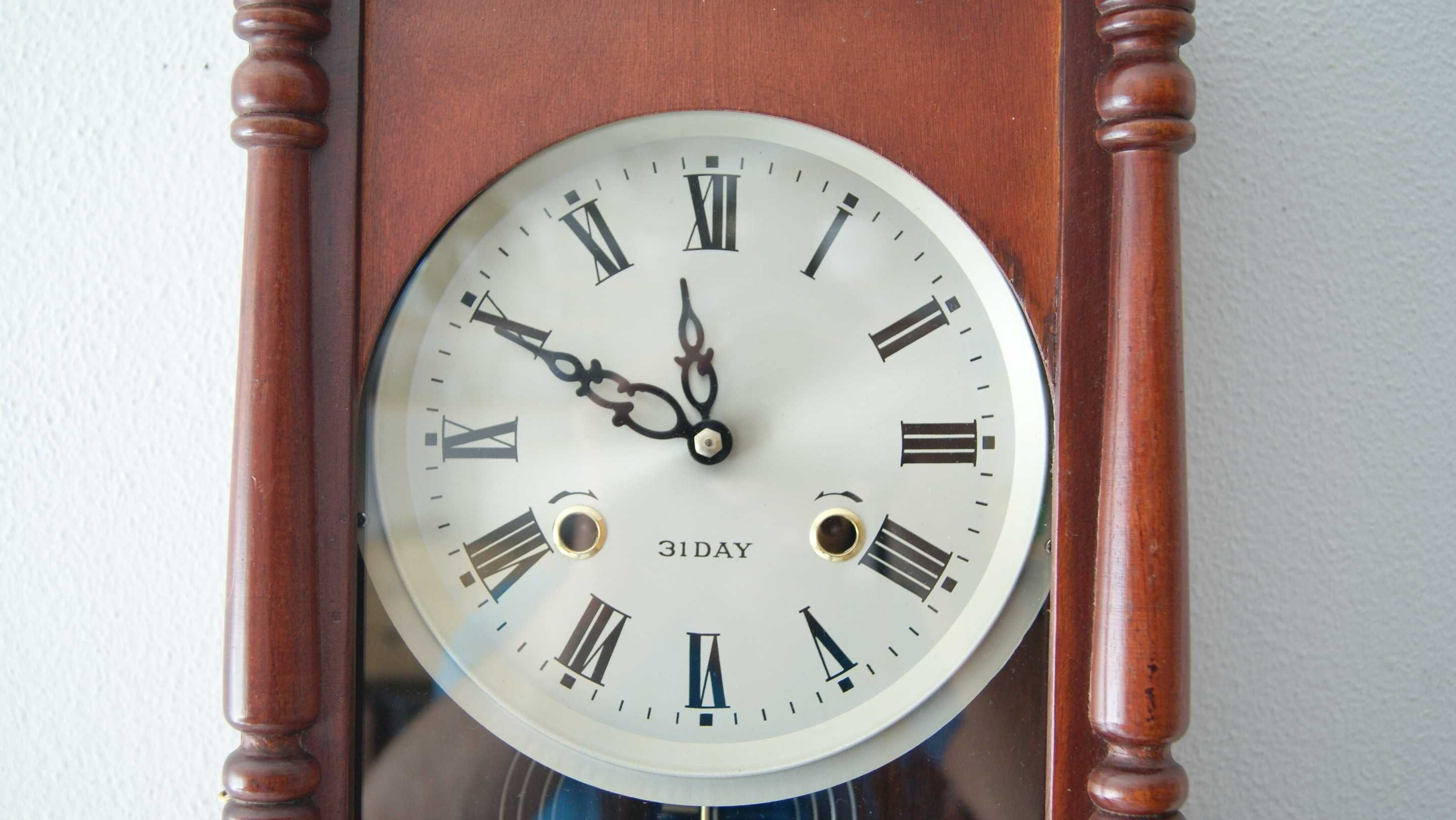 346 Zegar wiszący mechaniczny koreański