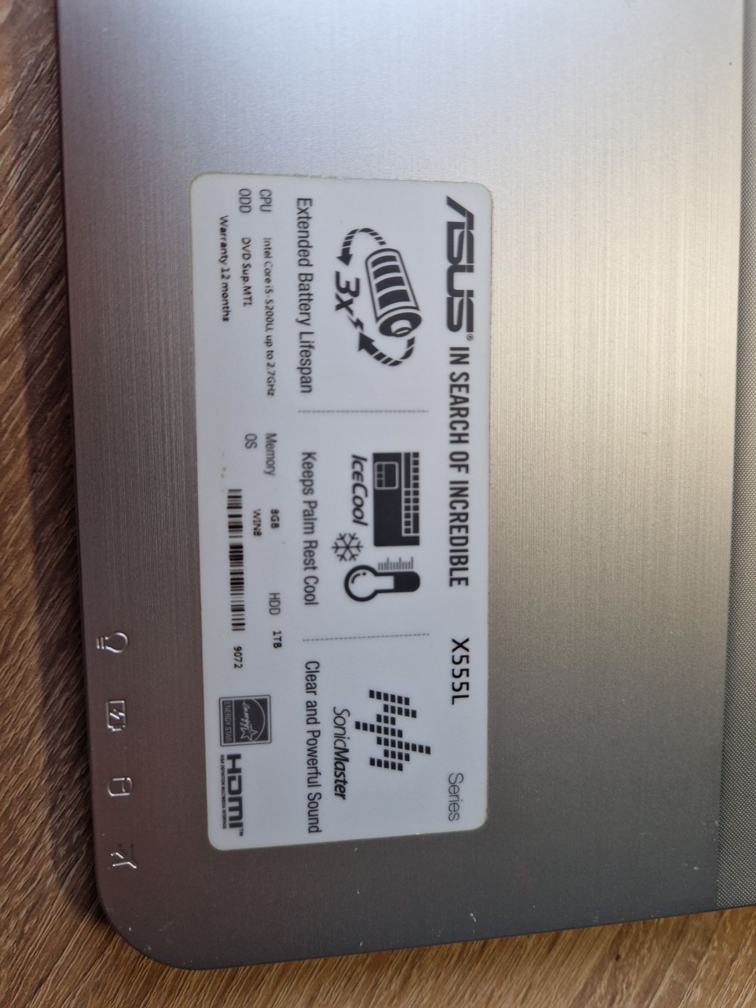 Asus X555l i5 8gb 15.6 дюймів ноутбук НОВА БАТАРЕЯ