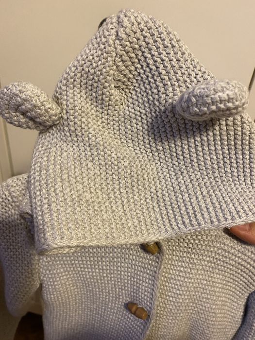 Sweterki narzutki 12-18 msc