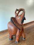 Elefante decorativo de madeira maciça