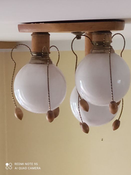 Sprzedam 2 żyrandole