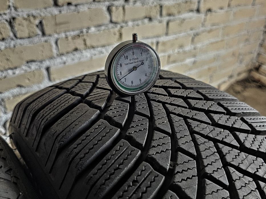 Поштучно 215/65r17 Bridgestone | LM001/LM005 | 7.5mm | Ідеальний стан