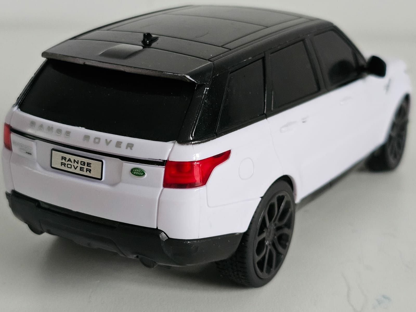 Range Rover Model Plastikowy 1:24


Do sprzedania posiadam  znakomite