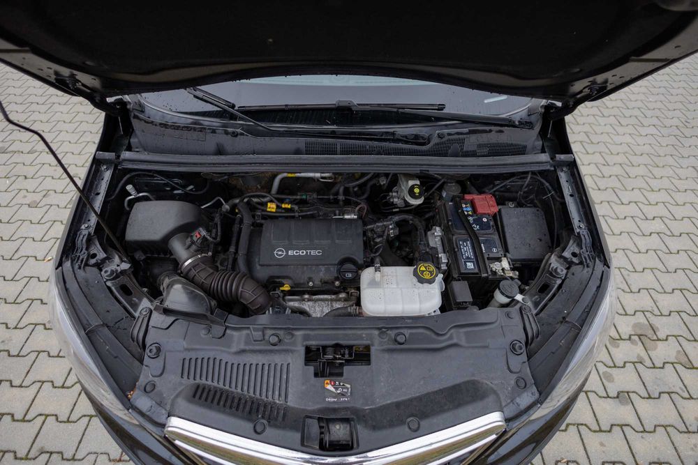 Opel Mokka 4x4 /Bogate wyposażenie/Grzana kierownica/ Nowe opony