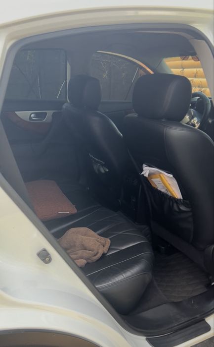 Продам infiniti QX70 офіційна