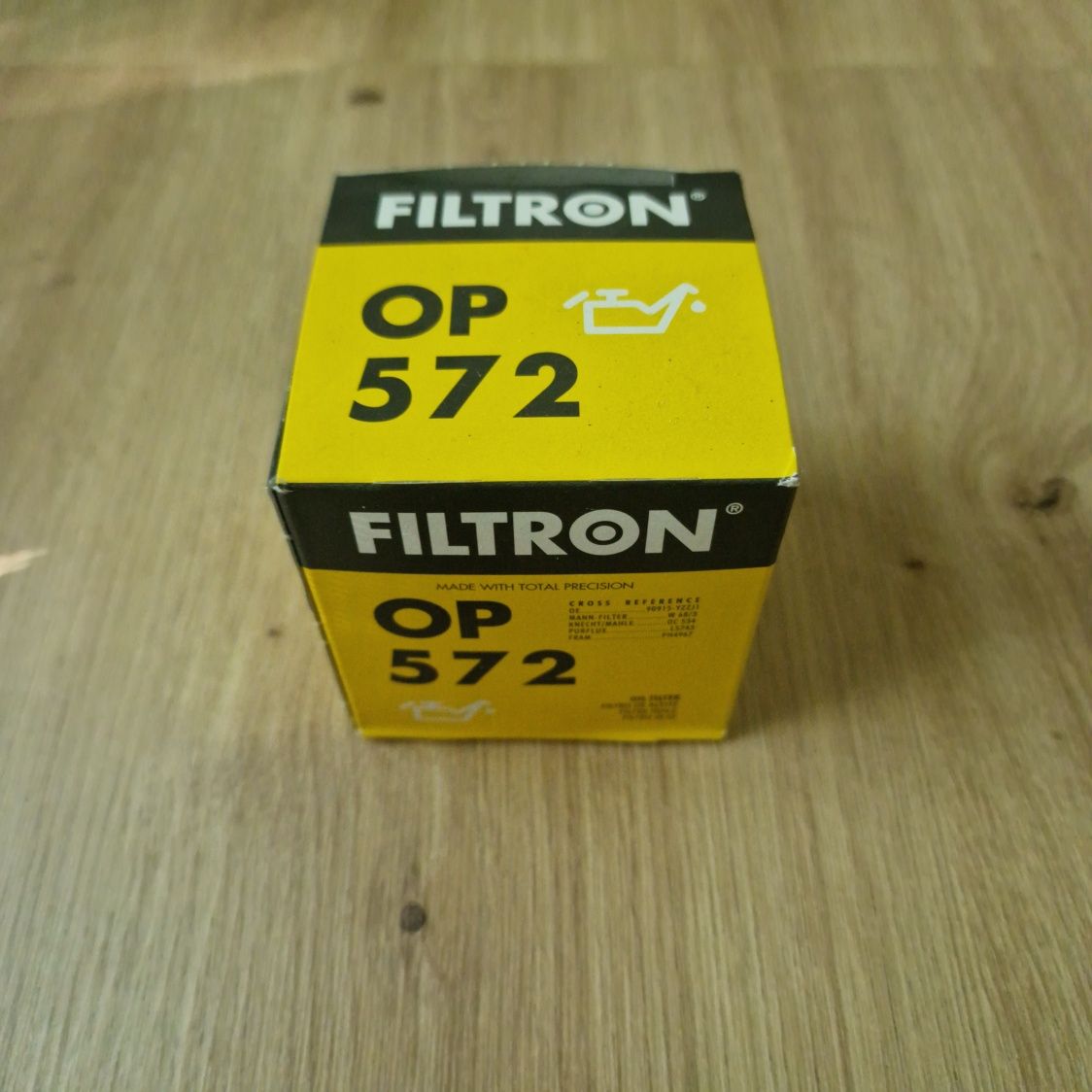 Filtr oleju Filtron OP572
