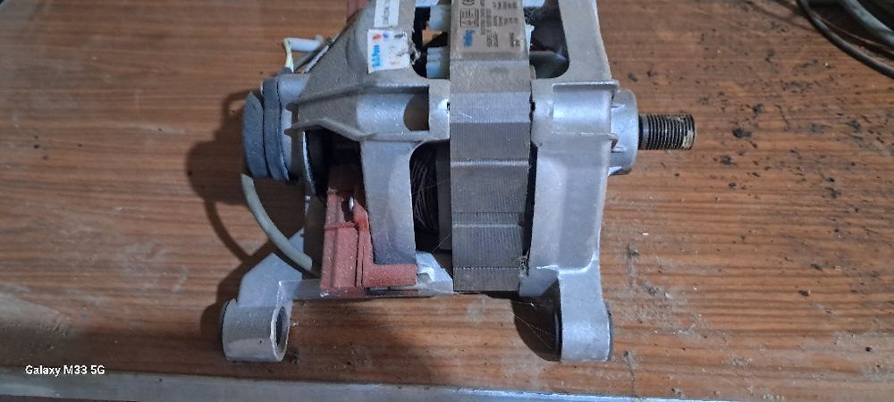 Двигуни від пральної машини