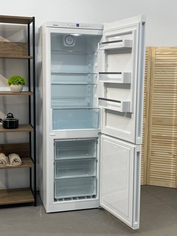 Новий Двокамерний Холодильник Liebherr CNP 4313 (2023р) NoFrost