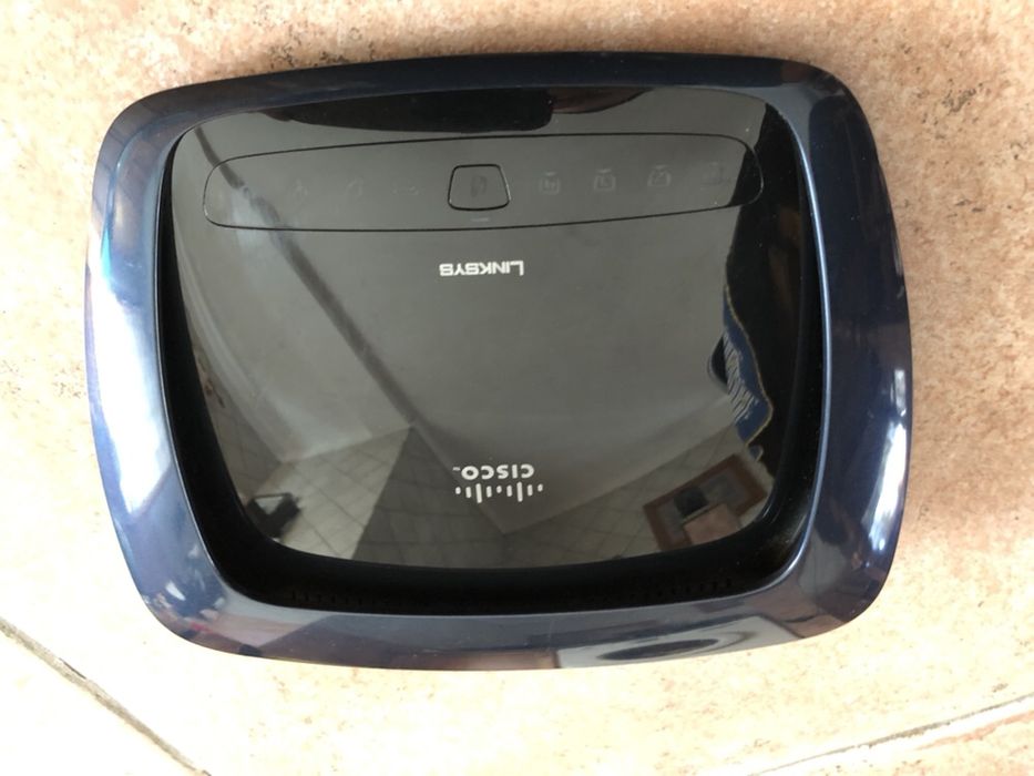 Vendo router Linksys