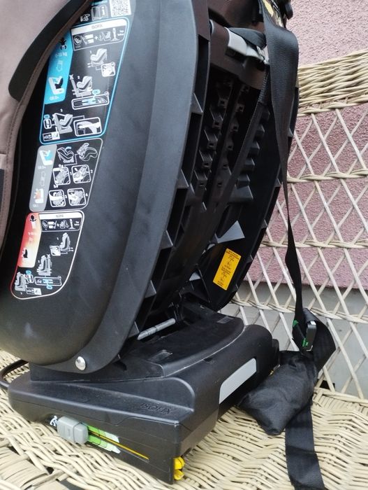 Fotelik maxi Cosi 0-13kg 9-18kg ISOFIX