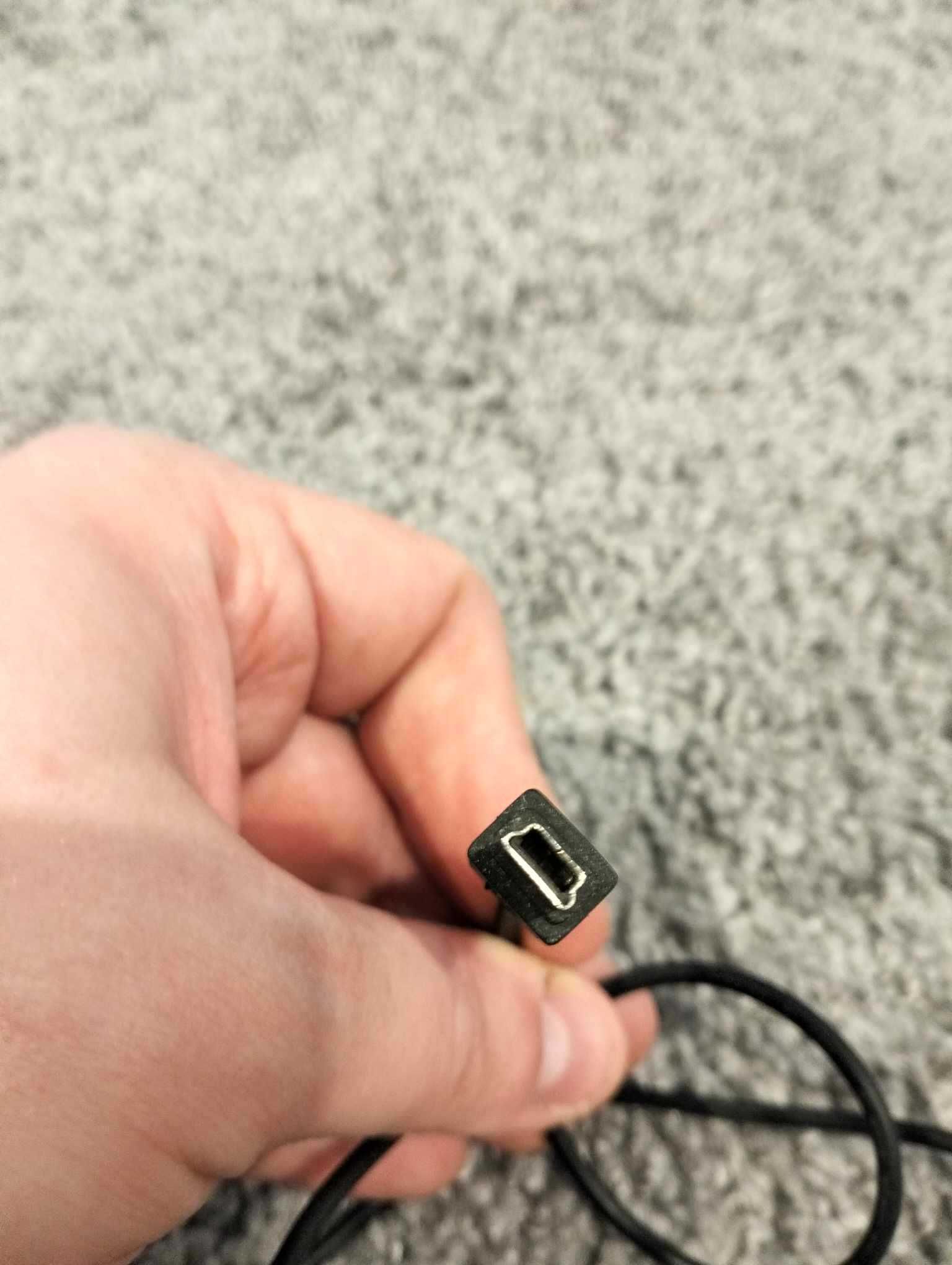 Ładowarka mini USB czarna
