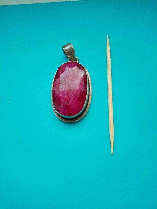 Duży wisior RUBIN różowy srebro CUDO ocechowany 925