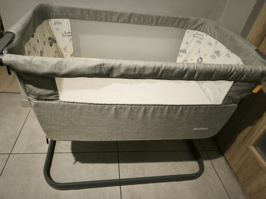 Dostawka do łóżka dla dziecka