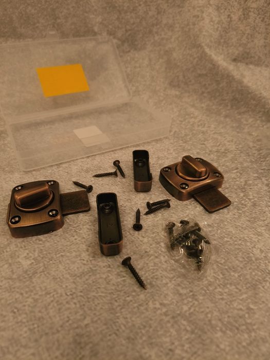 Zamek do drzwi Zamek z zatrzaskiem przesuwnym