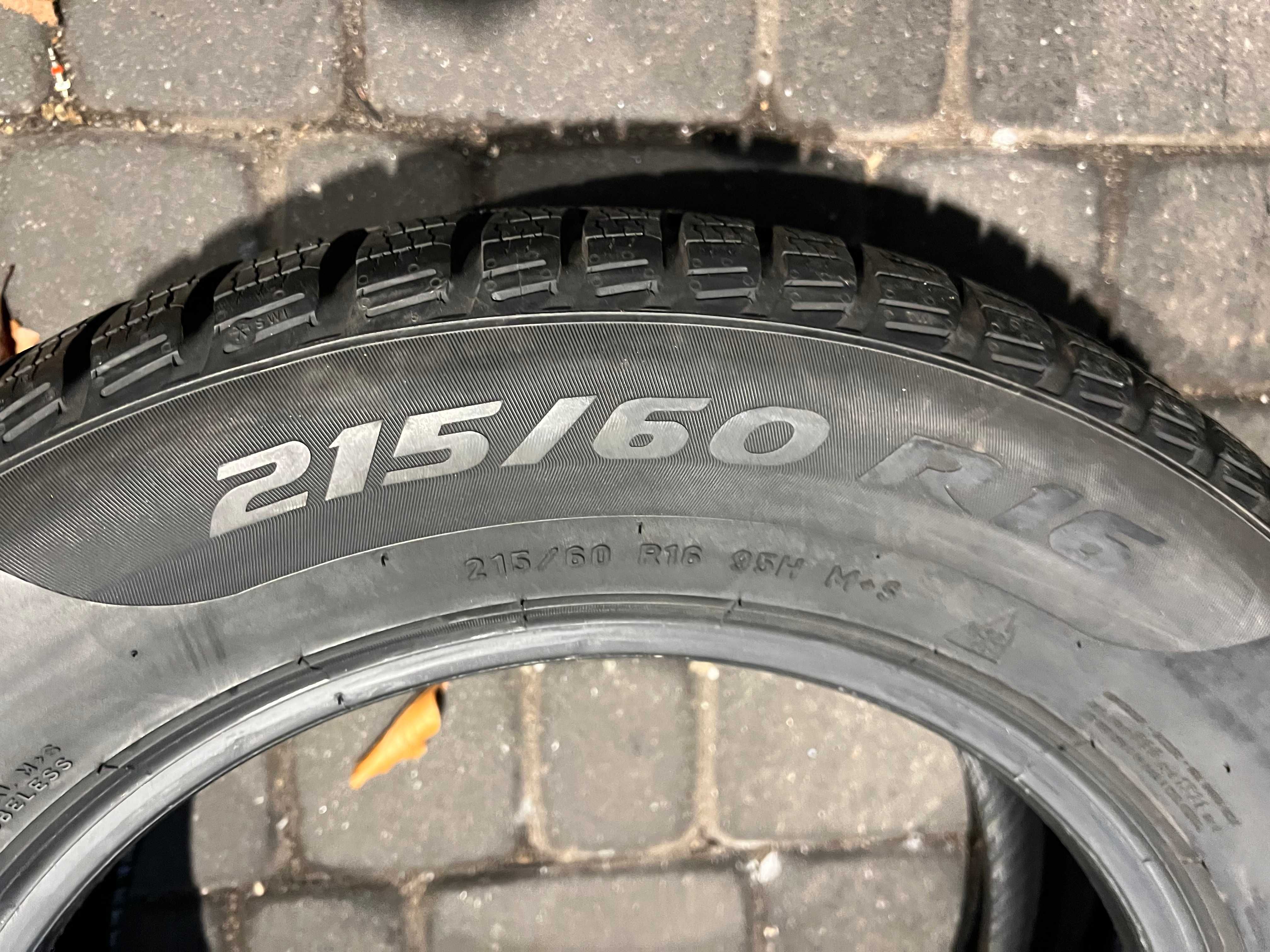 Opony Pirelli Sottozero 3 - 215/60/16