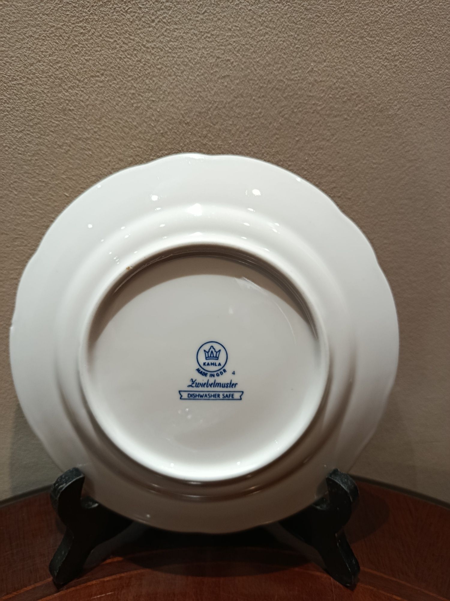 Śliczny stary talerz porcelana Kahla
