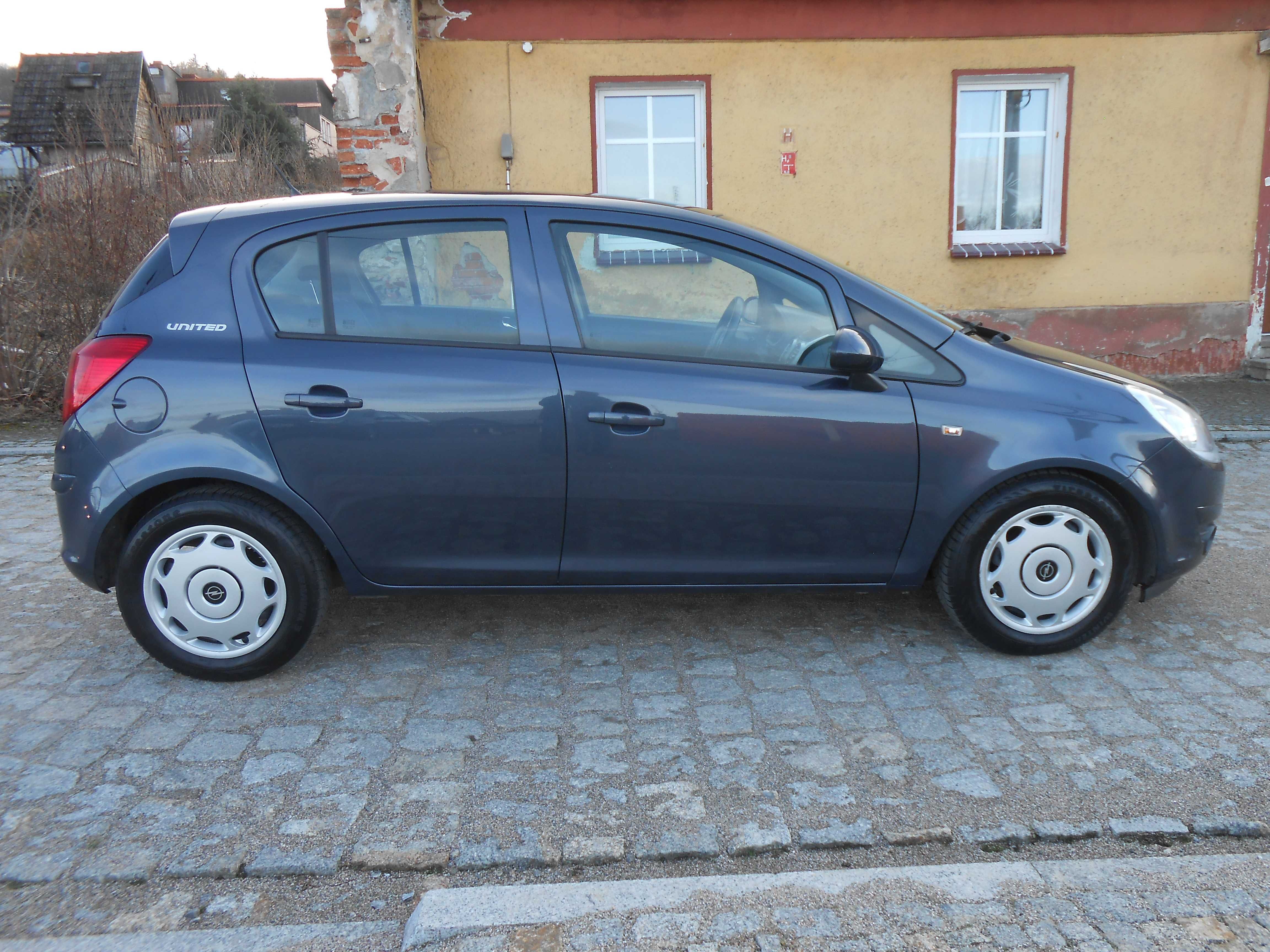 OPEL CORSA D 1,2 Klimatyzacja 5-drzwi Zarejestrowany2010R