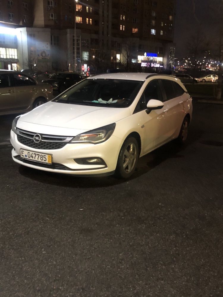 Opel astra k з німеччини