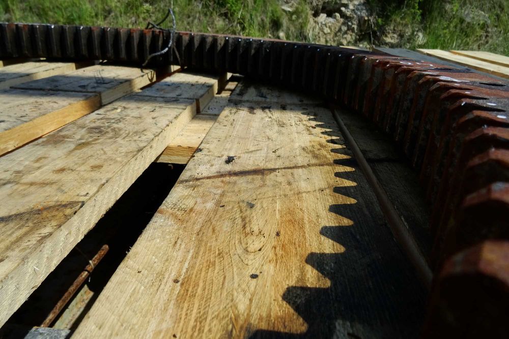 Wieniec obrotu. Łożysko obrotu do koparki Liebherr A900. Slewing ring