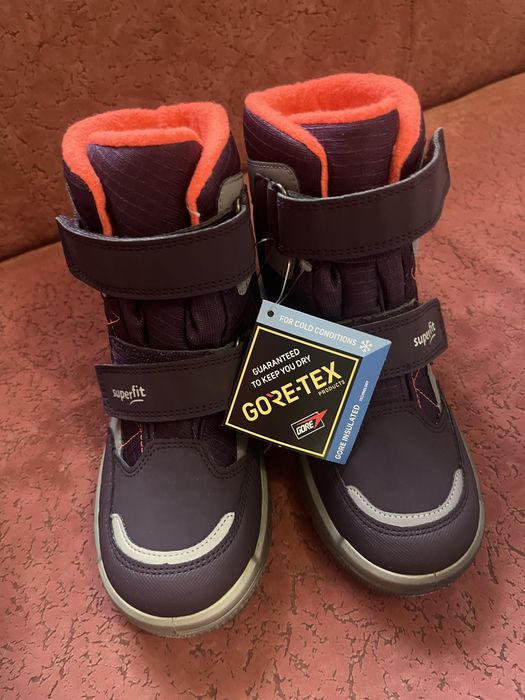 Зимове взутть для дівчинки,черевики superfit