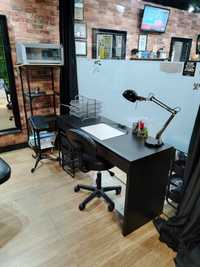 Aluga-se estúdio de tatuagens