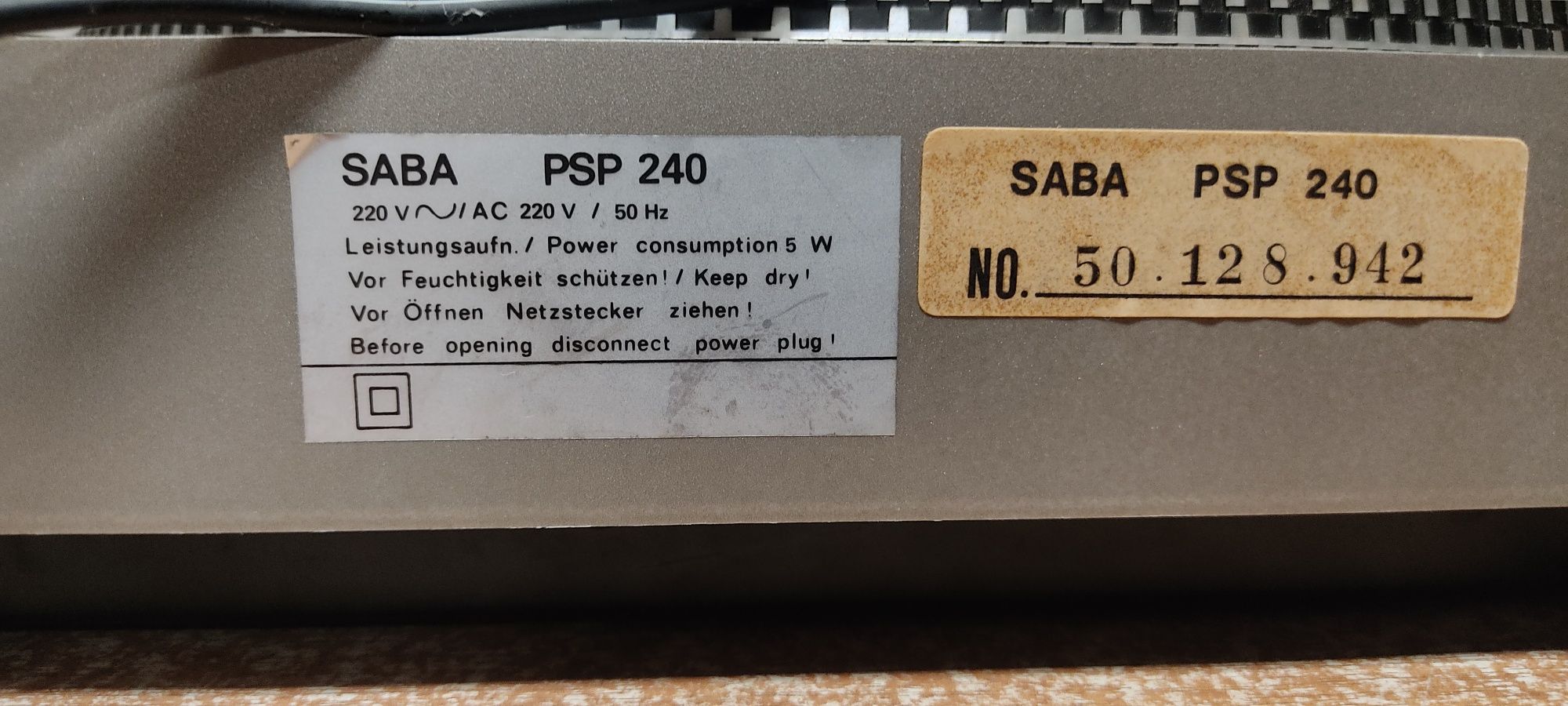 Gramofon SABA psp-240.