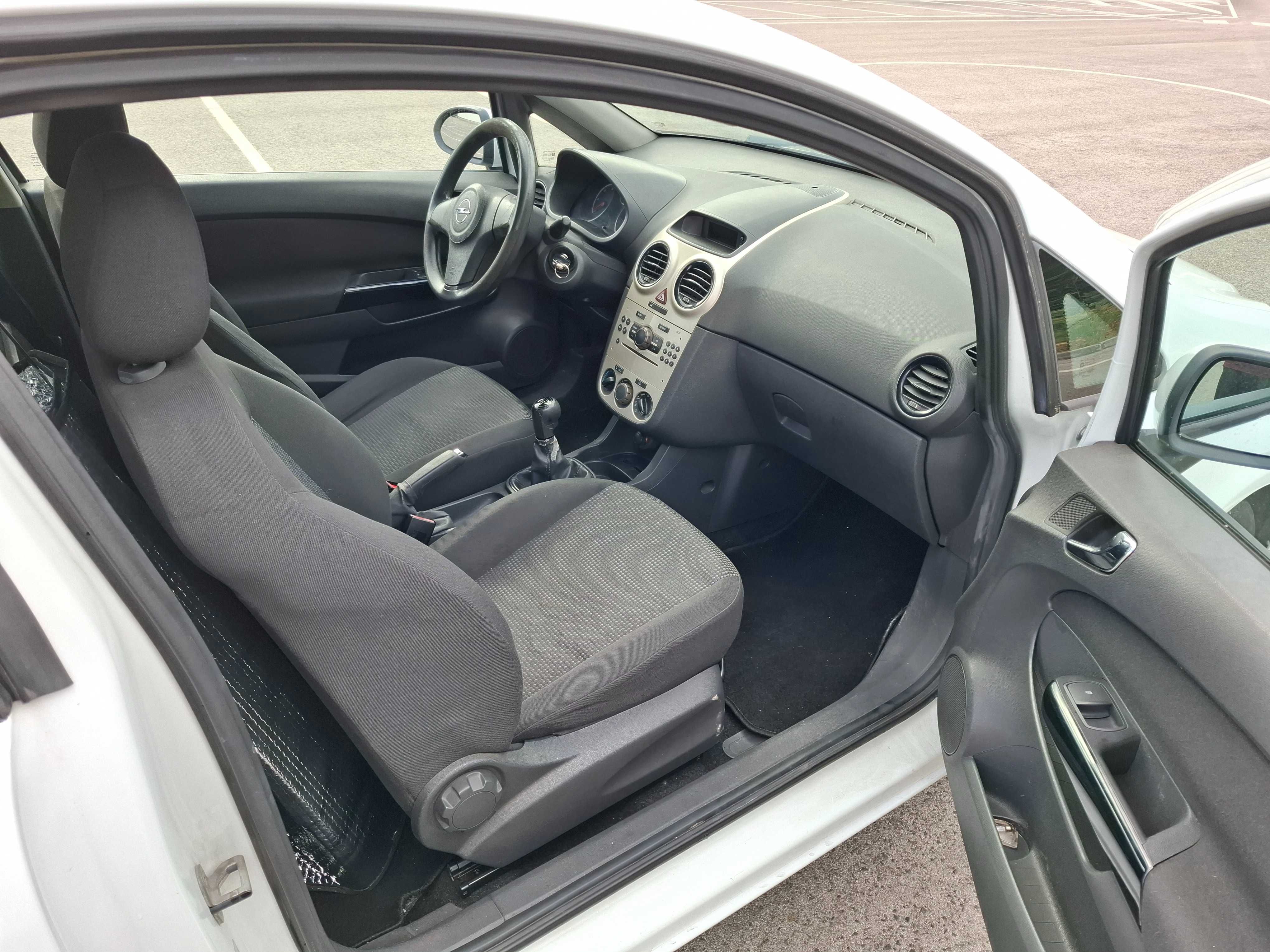 Opel Corsa Van (75CAC)