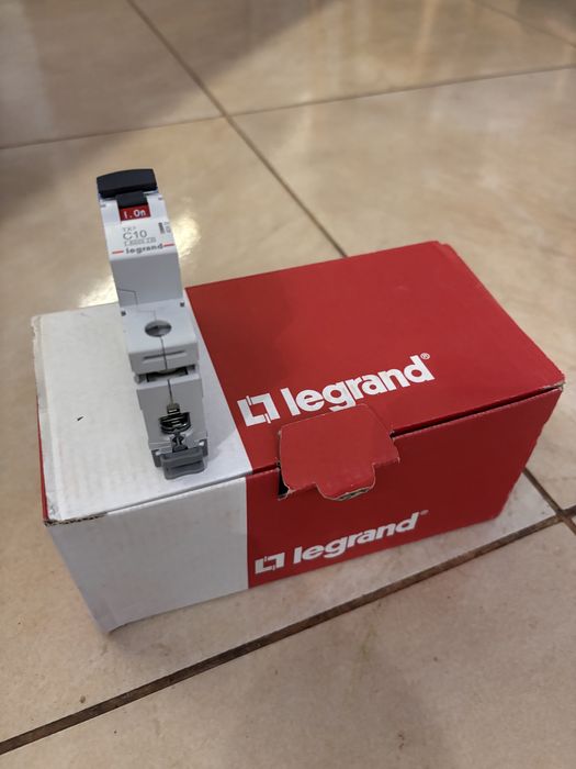 Bezpiecznik C10 (dostepne 10 sztuk) nowe Legrand
