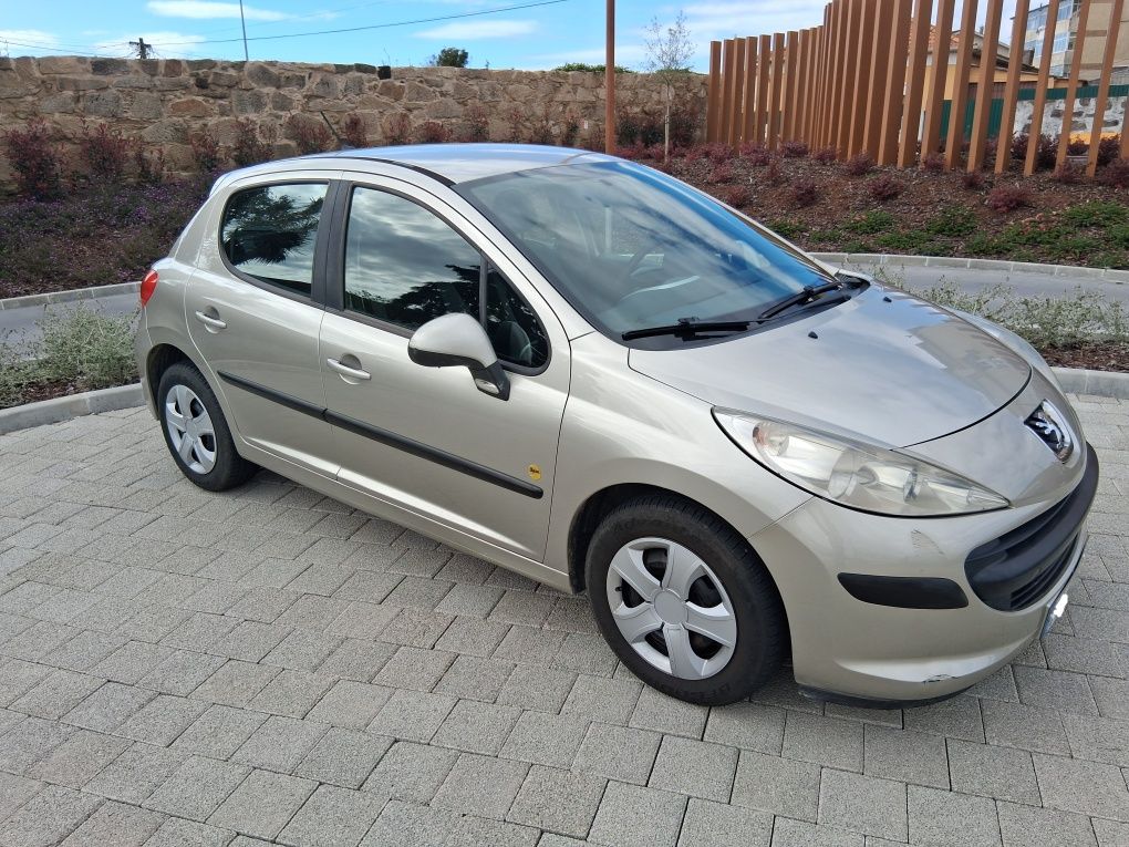 Peugeot 207 1.4 Open
