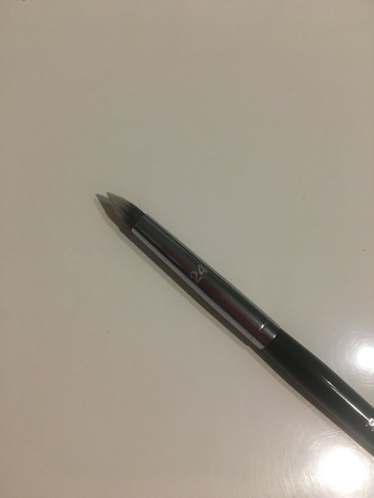 Pędzel cieniutki Sephora Pro smoky liner