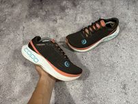 Topo Athletic Кроссовки для бега Specter 39 р M058BLKBLU