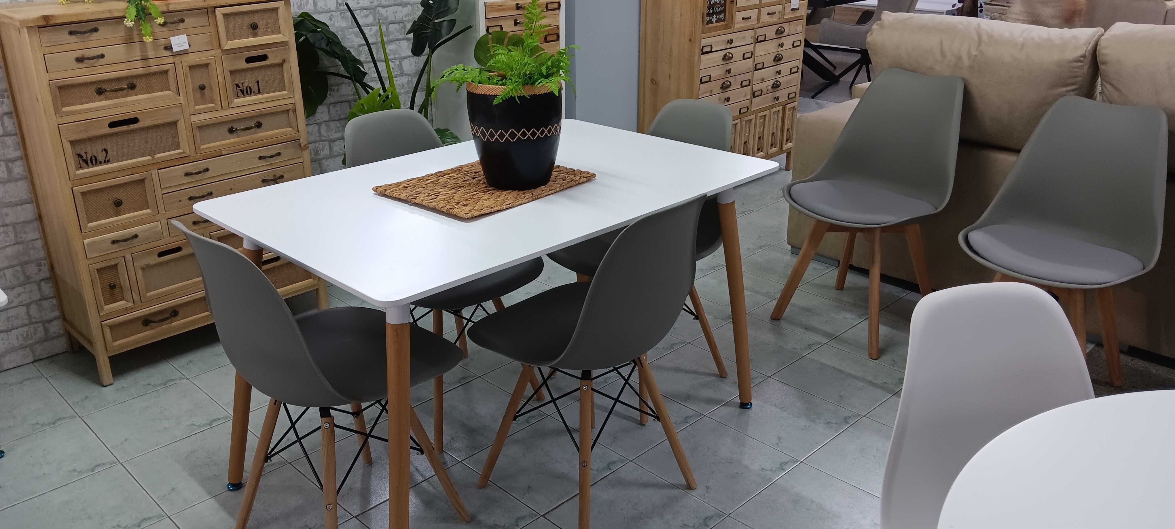 Imperdivel desconto Mesa 4 cadeiras  transporte gratis paga na entrega