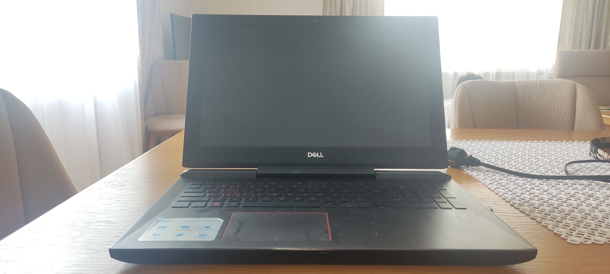 Sprzedam laptopa Dell Inspiron 15-7000 Gaming