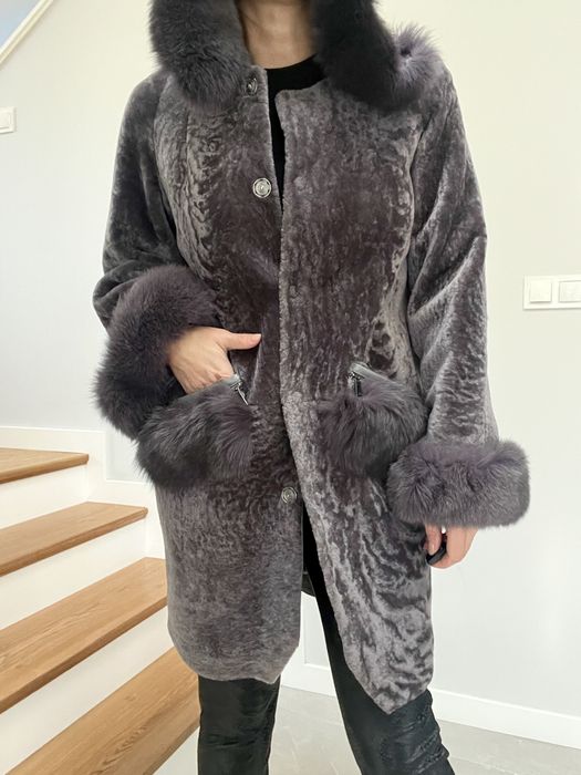 Gian luca kozuch z futrem z lisa