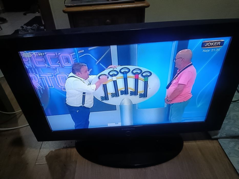 Tv Samsung full hd 32 polegadas com comando