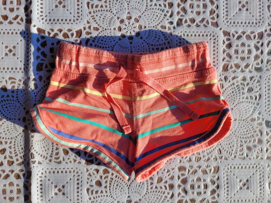 Krótkie spodenki New Look na 0-3 m-ce, 5,5 kg