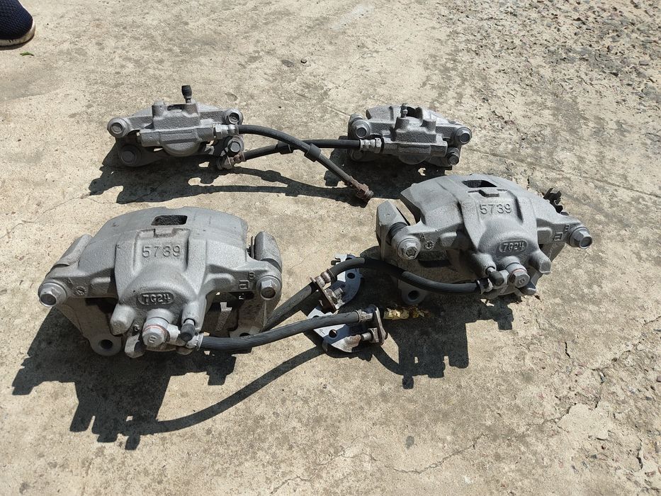 Тормозні супорта Dodge caliber 06-2011р