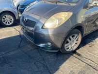 Toyota Yaris II 1g3 KPL przód maska zderzak błotniki lampy eur pas chł