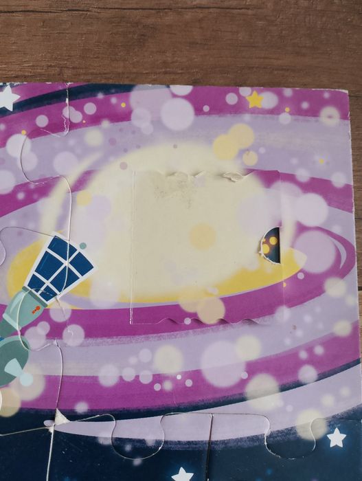 Zestaw puzzli z okienkami