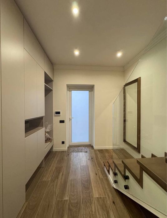 Продаж дуплексу в кращій локації