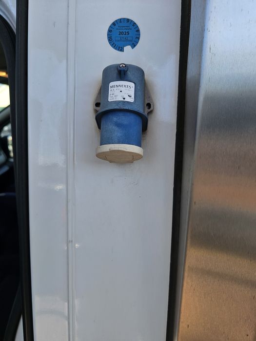 Trafic caixa de frio 1.6dci 120cv