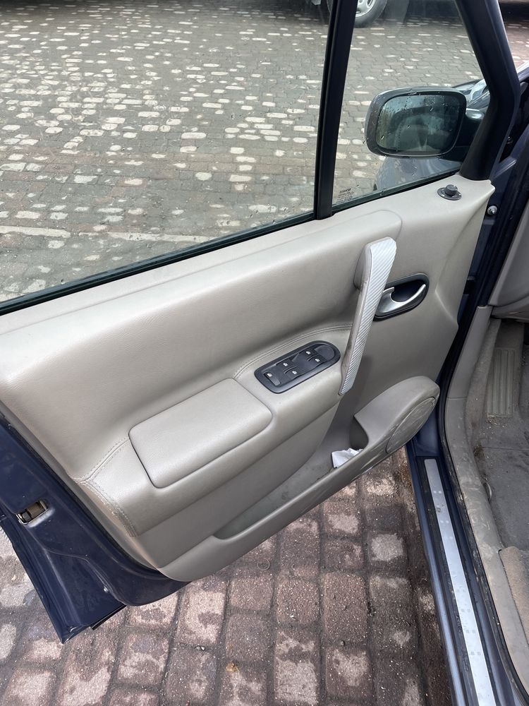Розборка Renault Scenic 2 2.0 диз Megane шрот Рено сценік