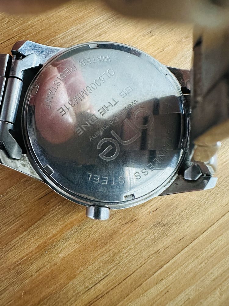 Relógio One Golden Age. Aço. Mostrador analógico. Tamanho Caixa 42mm