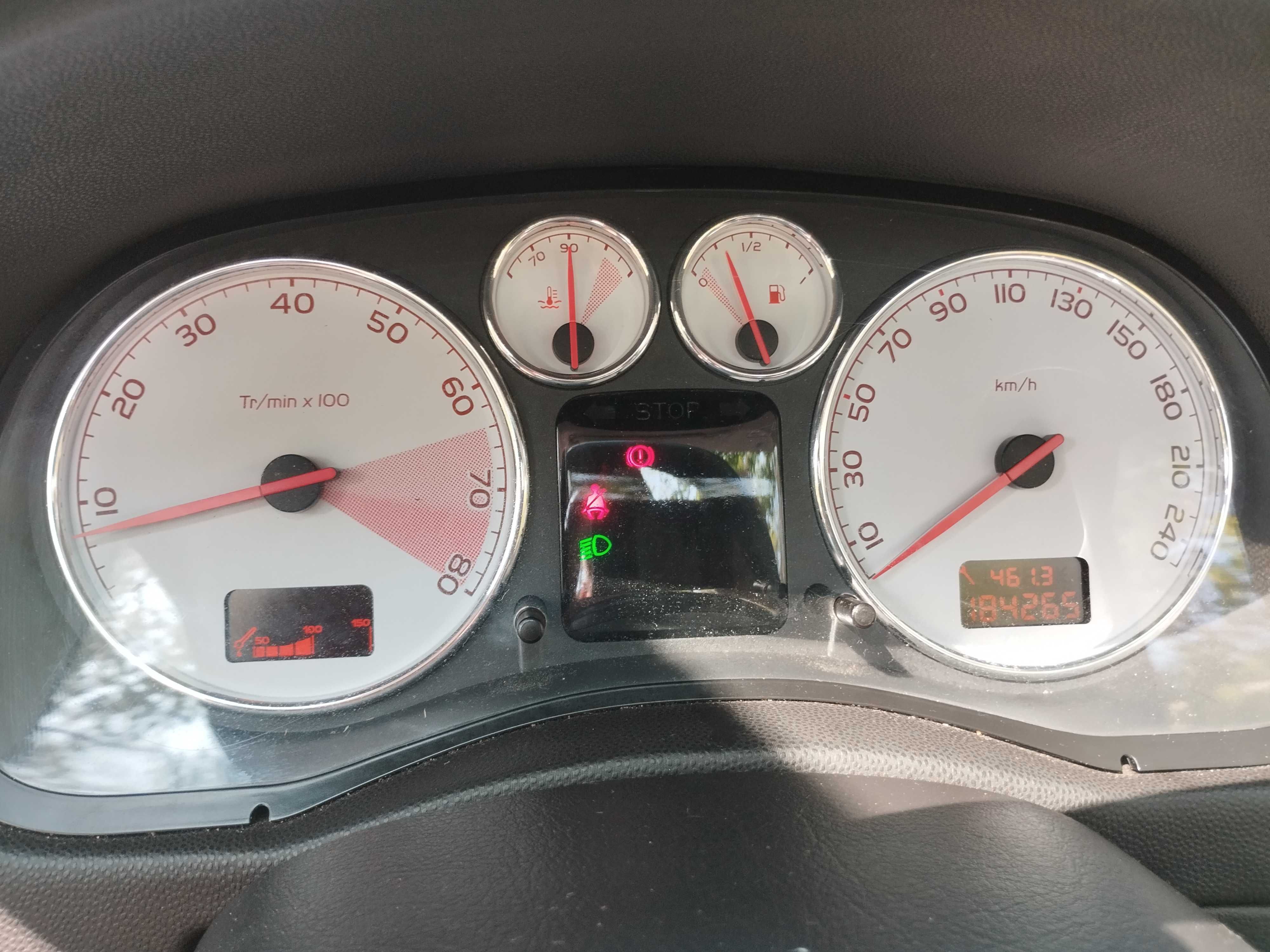 Sprzedam Peugeot 307 CC 2.0